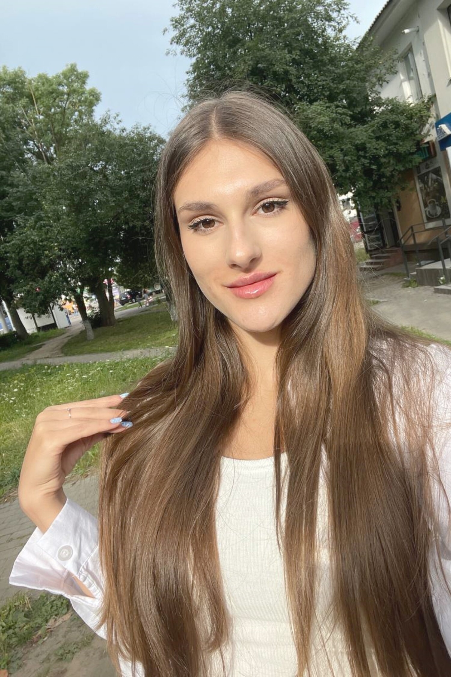 date-ukrainian-women-renata-age-22-with-id-1309277