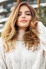 Yana Apolda 1365324