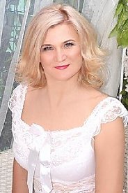 Anna Kharkov 1686991